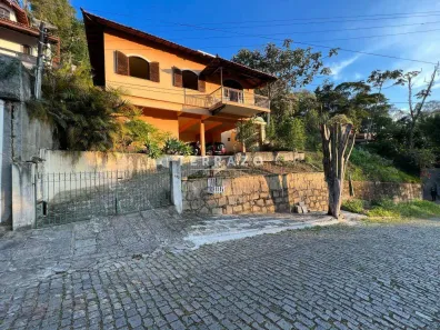Casa com 4 Quartos à venda, 192m² no Quinta da Barra, Teresópolis