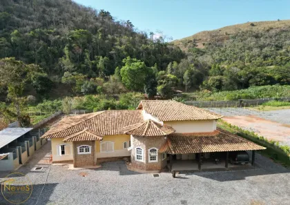 Fazenda/Sítio com 6 Quartos à venda, 450m² no Maravilha, Paty do Alferes