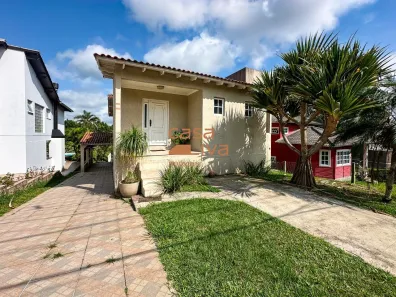 Casa de Condomínio com 4 Quartos à venda, 350m² no Elsa, Viamão