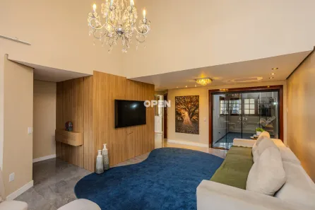 Sobrado com 4 Quartos à venda, 210m² no Centro, Canoas