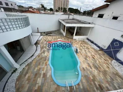 Sobrado com 3 Quartos à venda, 300m² no Santa Cruz dos Lázaros, Jacareí
