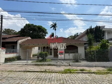 Casa com 3 Quartos à venda, 200m² no Glória, Joinville