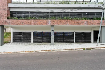 Ponto Comercial à venda, 191m² no Santa Cândida, Curitiba
