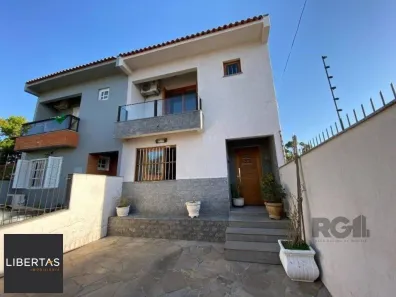 Casa com 3 Quartos à venda, 136m² no Serraria, Porto Alegre