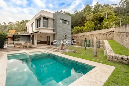 Casa de Condomínio com 3 Quartos à venda, 323m² no Cacupé, Florianópolis