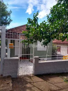 Casa com 3 Quartos à venda, 90m² no Camaquã, Porto Alegre