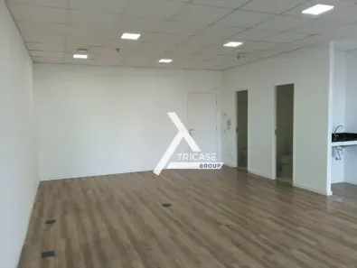 Sala Comercial para alugar, 76m² no Vila São Francisco (Zona Sul), São Paulo