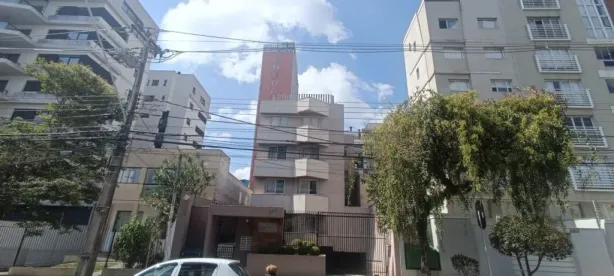 Apartamento com 2 Quartos para alugar, 53m² no Água Verde, Curitiba