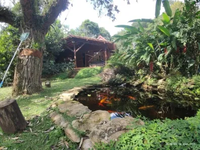 Fazenda/Sítio com 4 Quartos à venda, 380m² no Jardim Novo Mundo, Sorocaba
