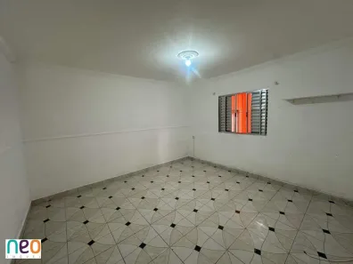 Casa com 1 Quarto para alugar, 30m² no Parque Tomas Saraiva, São Paulo