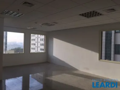 Sala Comercial para alugar, 50m² no Consolação, São Paulo