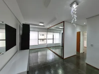 Apartamento com 2 Quartos para alugar, 75m² no Cambuí, Campinas