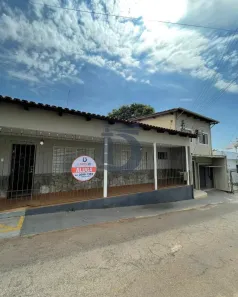 Imóvel Comercial com 4 Quartos para alugar, 184m² no Centro, Anápolis