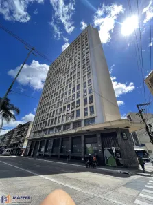 Sala Comercial com 3 Quartos à venda, 255m² no Floresta, Porto Alegre