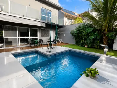 Casa de Condomínio com 3 Quartos à venda, 186m² no Jardim Montecatini, Londrina