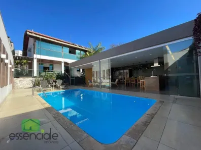 Casa com 4 Quartos à venda, 550m² no Centro, Contagem
