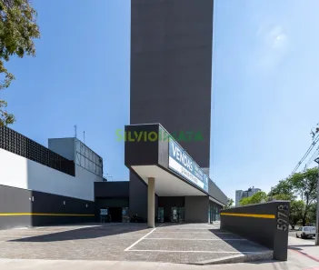 Sala Comercial com 1 Quarto para alugar, 95m² no Zona 7, Maringá