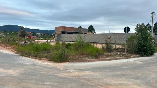 Lote/Terreno à venda, 450m² no Ganchos do Meio, Governador Celso Ramos