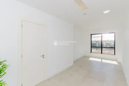 Sala Comercial para alugar, 56m² no Praia de Belas, Porto Alegre
