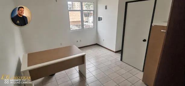 Ponto Comercial para alugar, 33m² no Kobrasol, São José