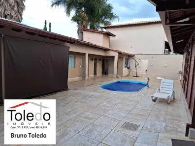 Casa de Condomínio com 4 Quartos à venda, 240m² no Setor Habitacional Arniqueira, Brasília
