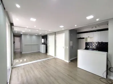 Apartamento com 3 Quartos para alugar, 63m² no Cristal, Porto Alegre