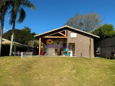 Casa de Condomínio com 5 Quartos para alugar, 850m² no Curral, Ibiúna