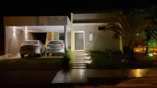 Casa de Condomínio com 3 Quartos à venda, 230m² no Parque Residencial Damha, Araraquara