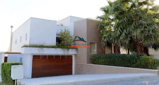 Casa de Condomínio com 3 Quartos à venda, 555m² no Golf Gardens, Carapicuíba