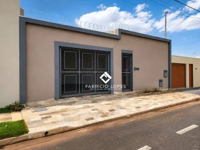 Casa com 3 Quartos para alugar, 185m² no Parque das Laranjeiras, Uberaba