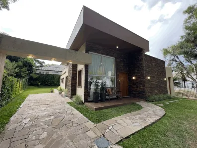 Casa com 3 Quartos à venda, 184m² no Carniel, Gramado