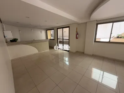 Apartamento com 4 Quartos para alugar, 177m² no Saraiva, Uberlândia