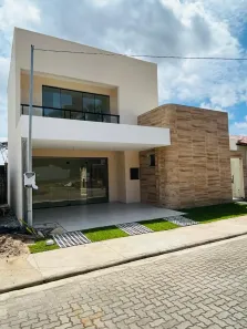 Casa de Condomínio com 4 Quartos à venda no Mangueirão, Belém
