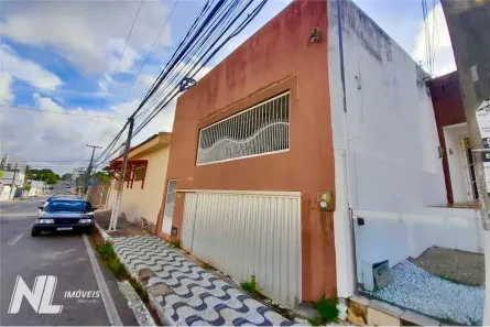 Casa com 3 Quartos à venda, 200m² no Barro Vermelho, Natal