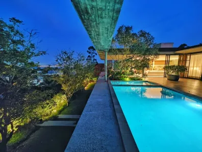 Casa de Condomínio com 3 Quartos à venda, 683m² no Cacupé, Florianópolis