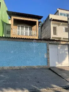 Casa com 3 Quartos à venda, 137m² no Bangu, Rio de Janeiro