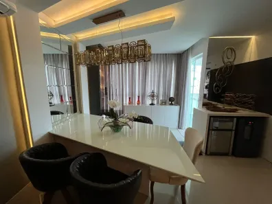 Apartamento com 3 Quartos para alugar, 140m² no Centro, Balneário Camboriú