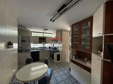 Casa com 3 Quartos à venda, 294m² no Jardim da Fonte, Jundiaí