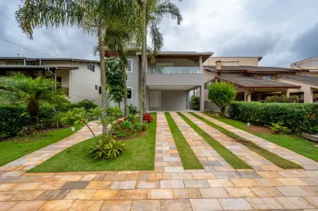 Sobrado com 5 Quartos à venda, 450m² no Dois Córregos, Valinhos