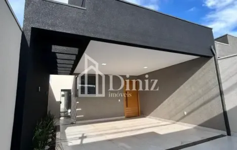 Casa com 3 Quartos à venda, 160m² no Parque Brasília, Anápolis