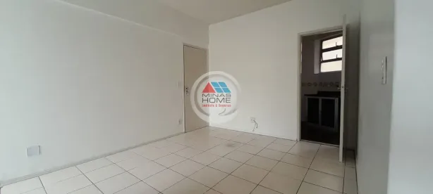 Apartamento com 2 Quartos para alugar, 92m² no Centro, Belo Horizonte