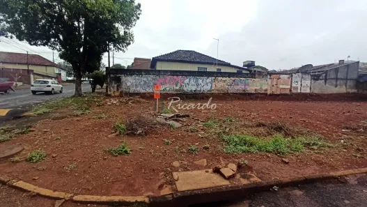 Lote/Terreno à venda, 186m² no Jardim Lorena, Arapongas