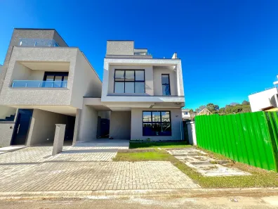 Casa de Condomínio com 3 Quartos à venda, 200m² no Santa Cândida, Curitiba