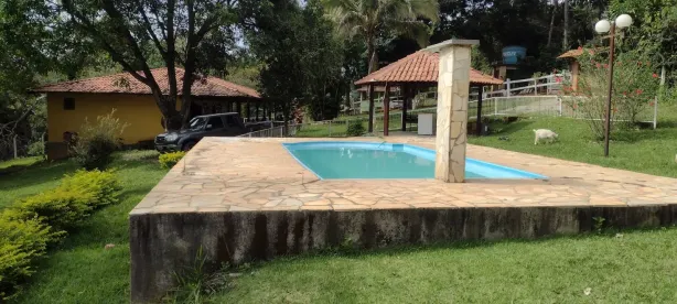 Fazenda/Sítio com 3 Quartos à venda, 8500m² no Centro, Florestal