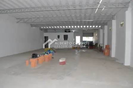 Galpão/Depósito/Armazém para alugar, 300m² no Jardim Soraia, São Paulo