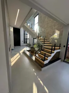 Casa de Condomínio com 4 Quartos à venda, 218m² no Jardins Capri, Senador Canedo