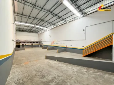 Galpão/Depósito/Armazém para alugar, 560m² no Orion, Divinópolis