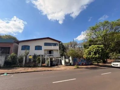 Casa com 5 Quartos à venda, 300m² no Ipanema, Londrina