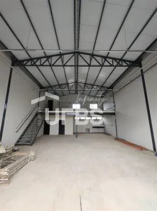 Galpão/Depósito/Armazém à venda, 200m² no Grand Ville, Uberlândia