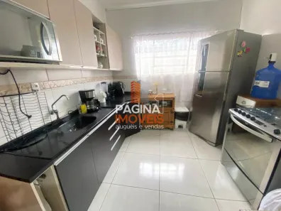 Casa com 2 Quartos à venda, 45m² no Guajuviras, Canoas